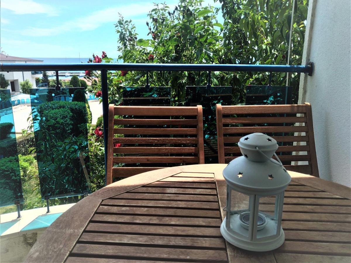 Baratero Vlas Marina Apartment Sweti Wlas Exterior foto