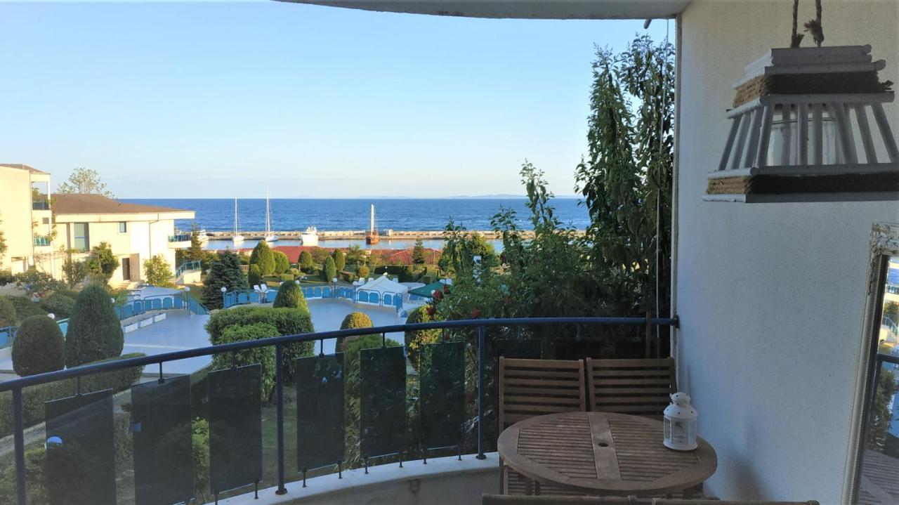 Baratero Vlas Marina Apartment Sweti Wlas Exterior foto